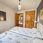 Casa Boira 3000 *